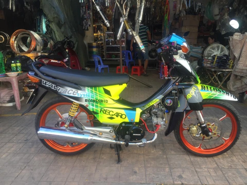Honda wave độ với phong cách thật bắt mắt