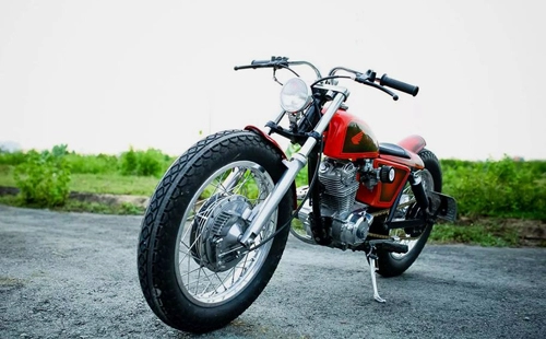 Honda gl150 độ độc đáo của chàng nhạc sĩ việt nam