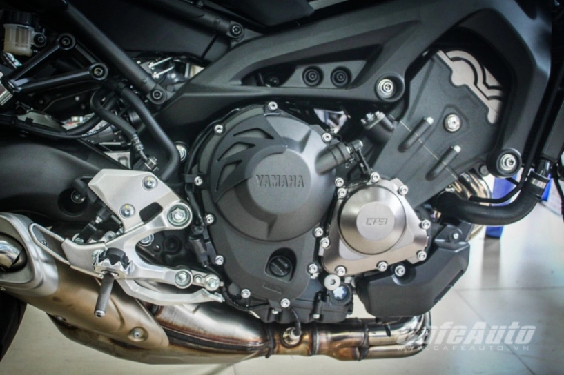Soi cận cảnh chi tiết yamaha mt-09 tại sài gòn