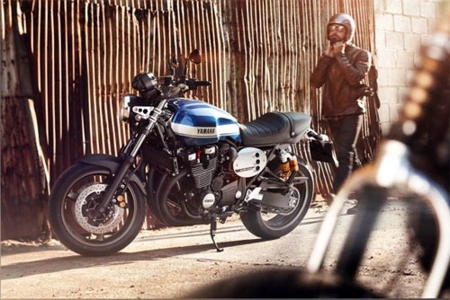 Yamaha trình làng cặp đôi xjr1300 và xjr1300 racer