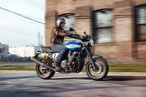 Yamaha trình làng cặp đôi xjr1300 và xjr1300 racer