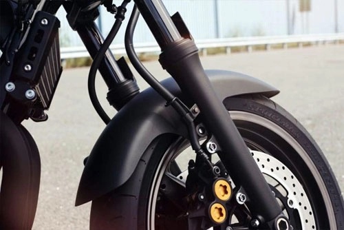 Yamaha trình làng cặp đôi xjr1300 và xjr1300 racer