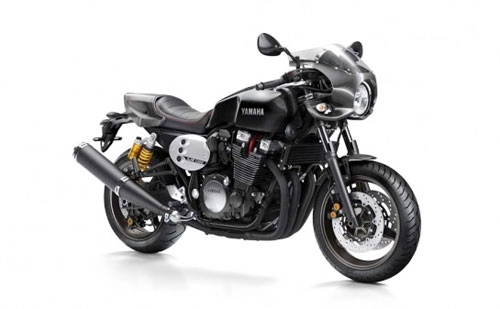 Yamaha trình làng cặp đôi xjr1300 và xjr1300 racer