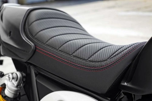 Yamaha trình làng cặp đôi xjr1300 và xjr1300 racer
