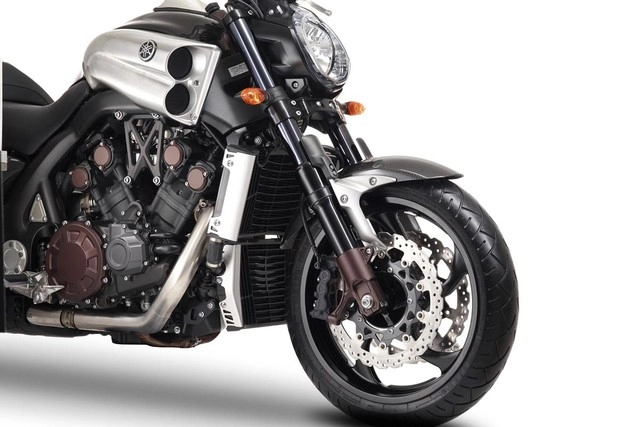 Yamaha vmax carbon special edition tuyệt đẹp với phiên bản đặc biệt