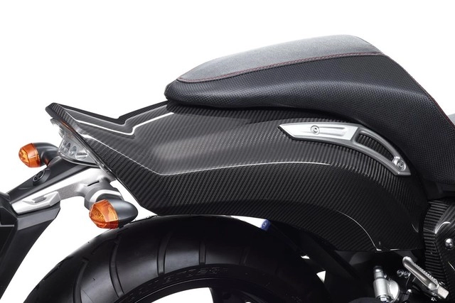 Yamaha vmax carbon special edition tuyệt đẹp với phiên bản đặc biệt