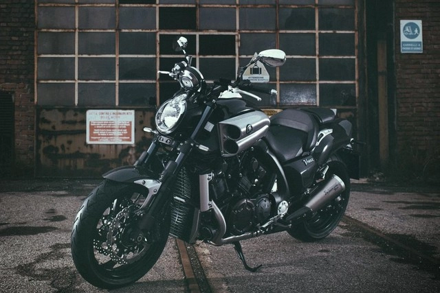 Yamaha vmax carbon special edition tuyệt đẹp với phiên bản đặc biệt