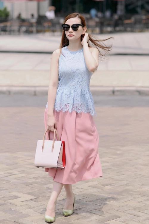 Đâu cần chân dài miên man 4 sao việt này mặc gì cũng đẹp