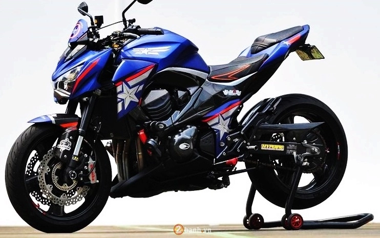 Hình ảnh kawasaki z800 siêu ngầu trong phiên bản captain america