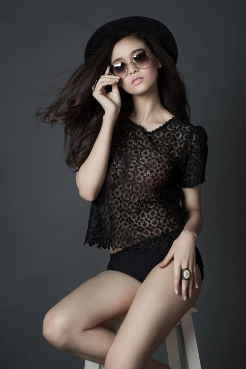 Nóng mắt ngắm body của gái một con sexy nhất nhì vbiz