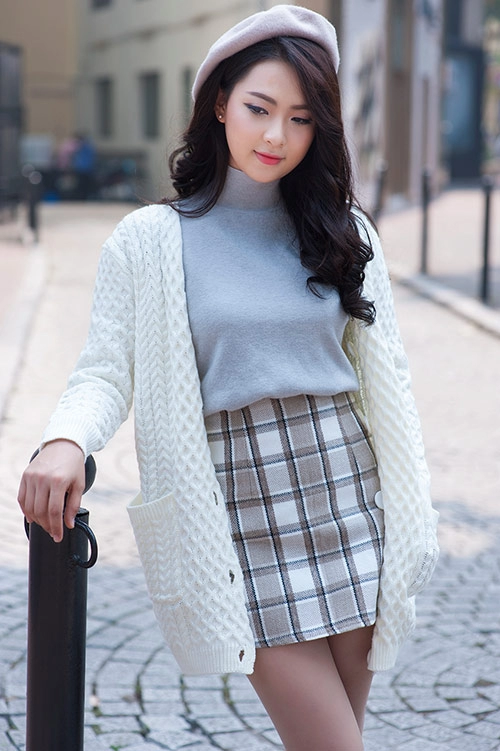 Nữ công sở sành điệu với cardigan hot nhất thu đông 2017
