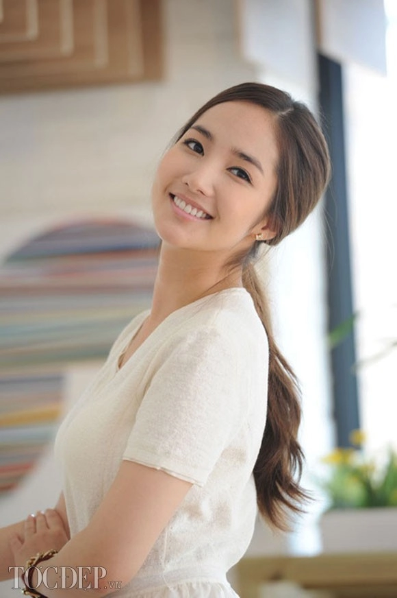 12 tóc đuôi ngựa buộc thấp đẹp