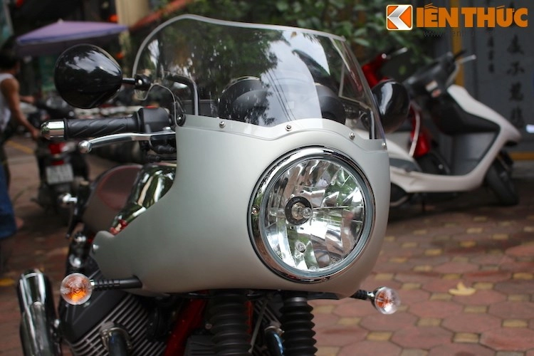 Cận cảnh hàng hiếm moto guzzi v7 racer record tại hà nội