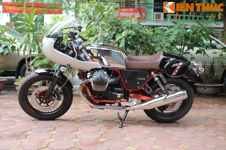 Cận cảnh hàng hiếm moto guzzi v7 racer record tại hà nội