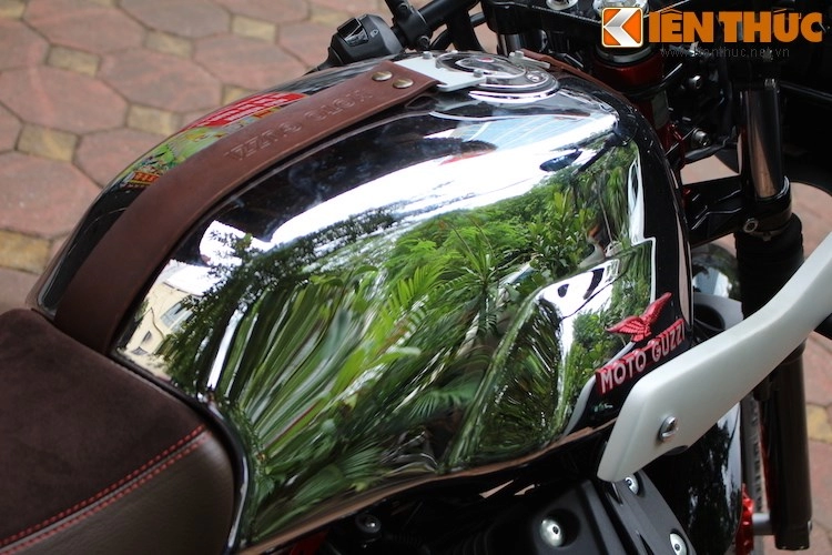 Cận cảnh hàng hiếm moto guzzi v7 racer record tại hà nội