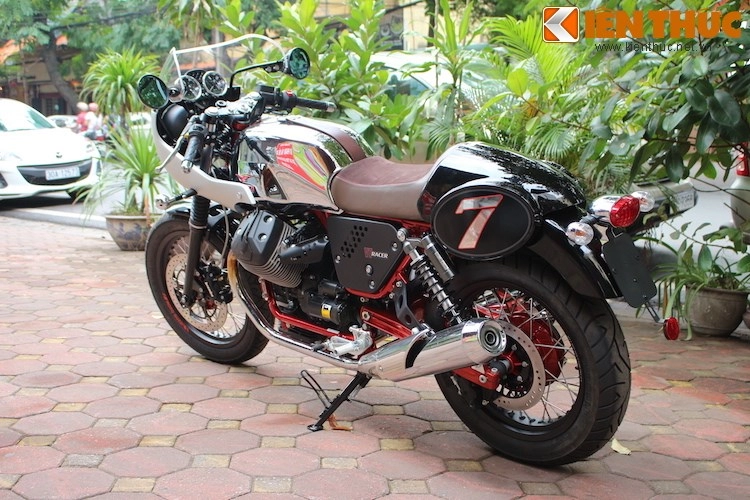 Cận cảnh hàng hiếm moto guzzi v7 racer record tại hà nội