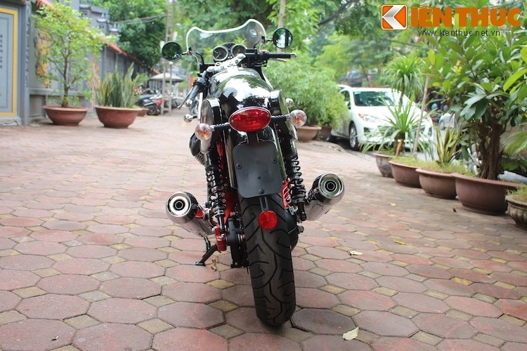 Cận cảnh hàng hiếm moto guzzi v7 racer record tại hà nội