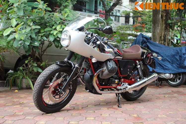 Cận cảnh hàng hiếm moto guzzi v7 racer record tại hà nội
