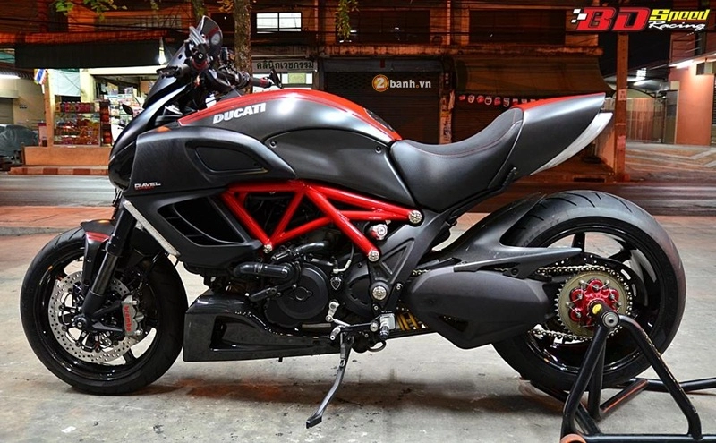 Hấp dẫn cùng chiếc ducati diavel độ ấn tượng tại thái lan