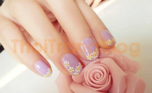 Những mẫu nail móng tay hoa văn đơn giản mà cuốn hút