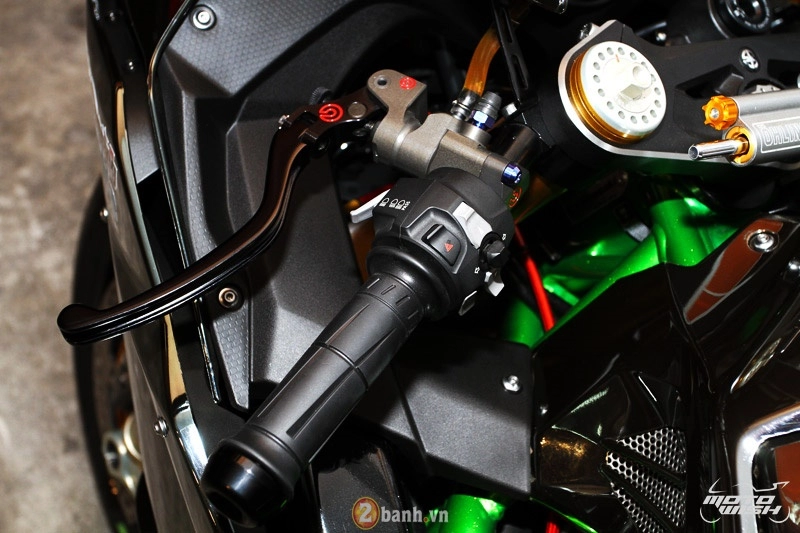 Chi tiết kawasaki ninja h2 độ siêu khủng với dàn đồ chơi trị giá trên 1 tỷ đồng