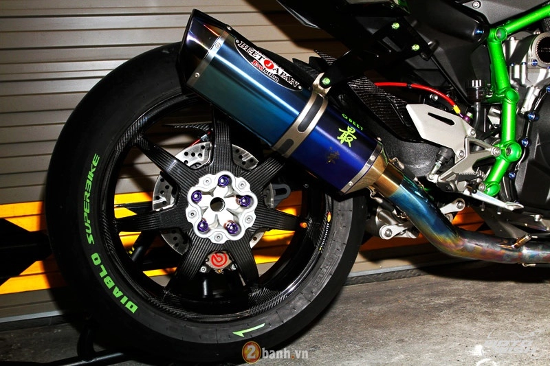 Chi tiết kawasaki ninja h2 độ siêu khủng với dàn đồ chơi trị giá trên 1 tỷ đồng