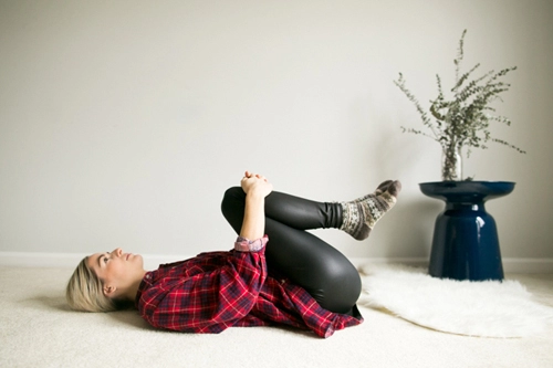 7 động tác trước khi ngủ giúp dáng thon da hồng hào