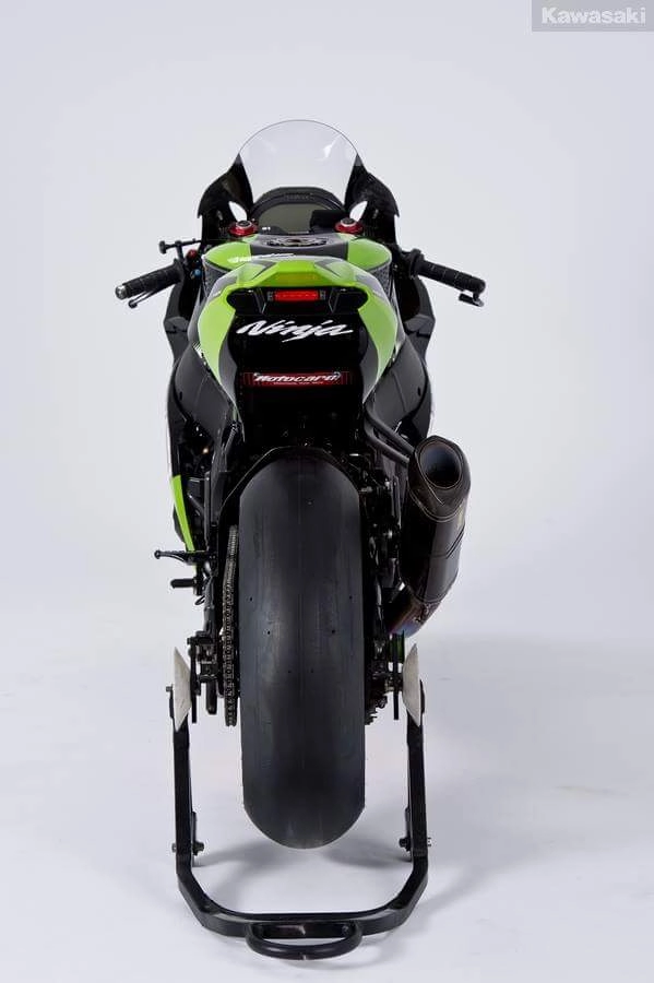 Kawasaki zx-10r 2016 phiên bản chạy sân đầy ấn tượng