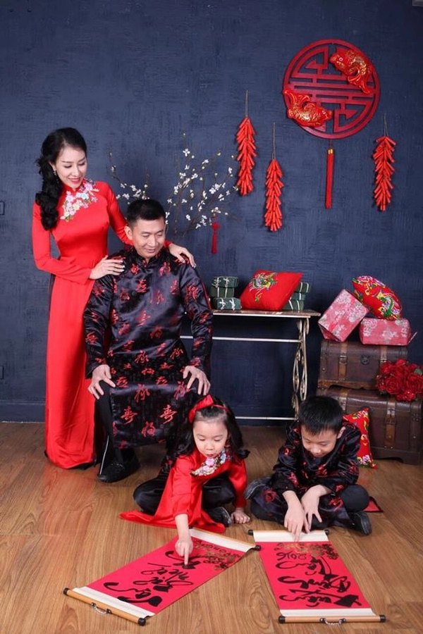 Bà mẹ xinh đẹp có tổ ấm vạn người mê