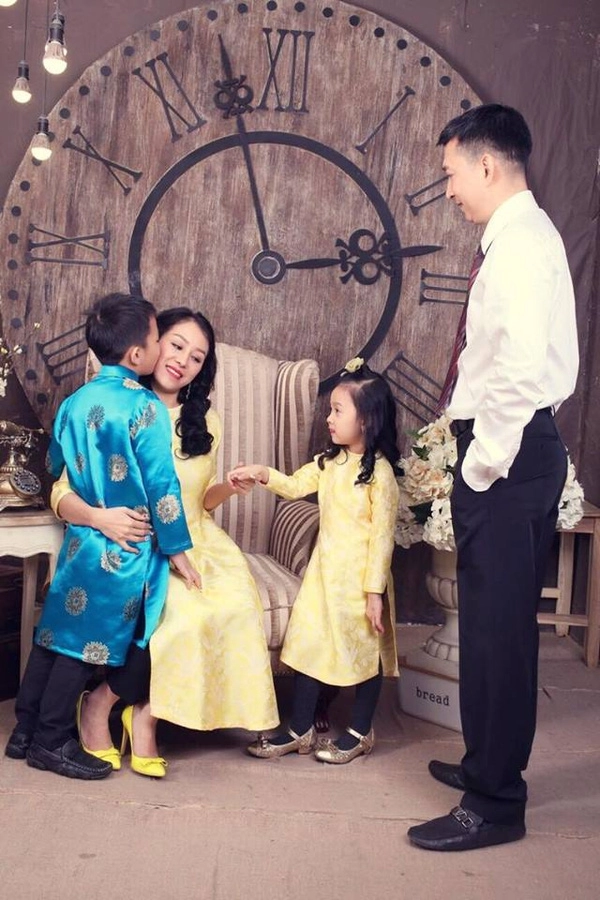 Bà mẹ xinh đẹp có tổ ấm vạn người mê