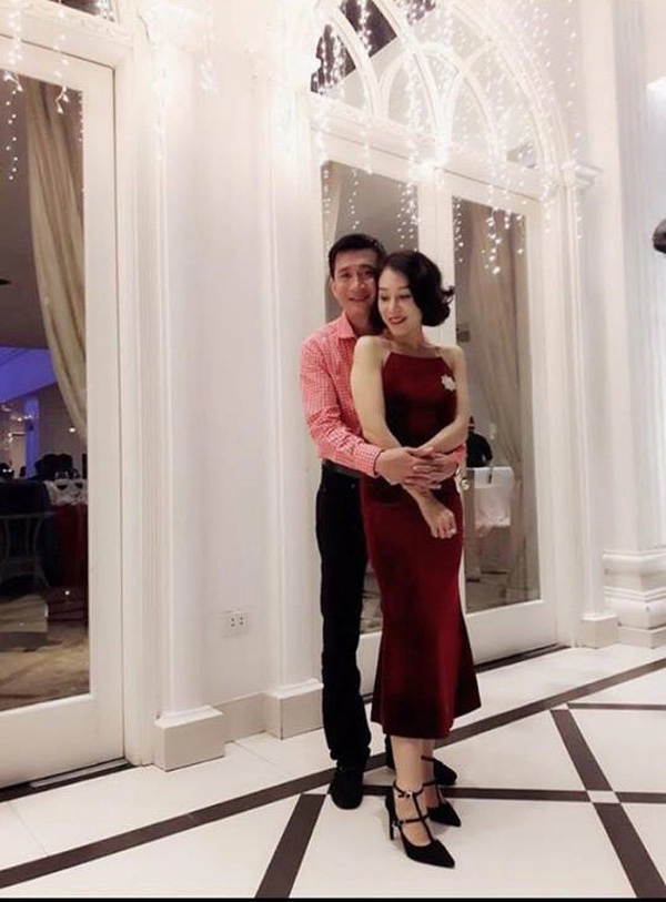 Bà mẹ xinh đẹp có tổ ấm vạn người mê