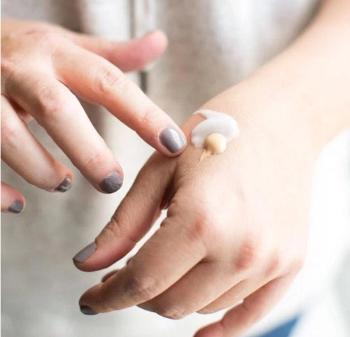 Mẹo dưỡng da kết hợp trang điểm tuyệt đỉnh của phụ nữ hàn