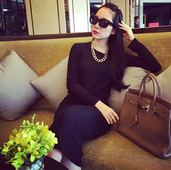 Ngắm sao việt trổ tài mặc đẹp với đồ dưới 500 ngàn đồng