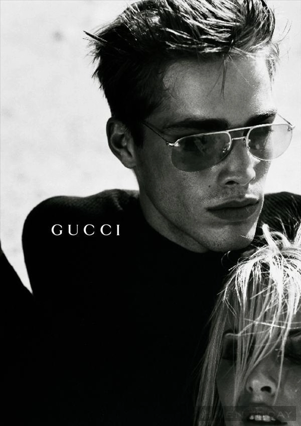 Nhìn lại chiến dịch xuânhè 1997 nóng bỏng của gucci