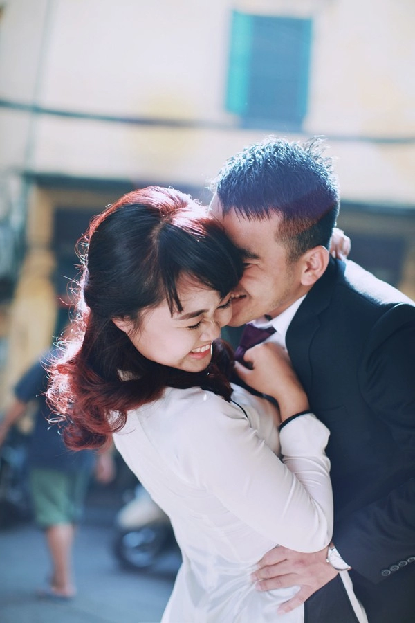 Bộ ảnh cưới trữ tình nhìn là thèm yêu giữa nắng thu hà nội
