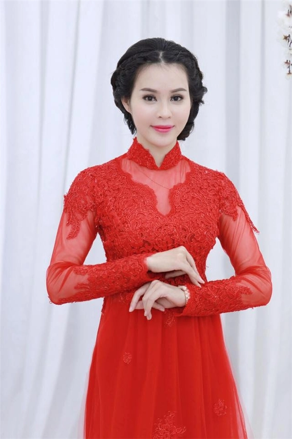 Hạnh phúc của cô gái may mắn có được chồng đại gia khi yêu bất chấp