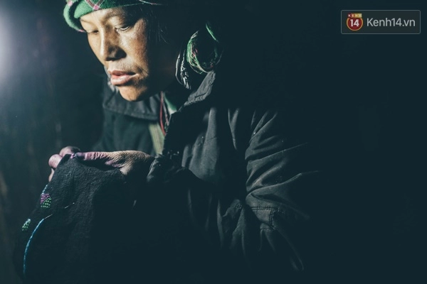 Hình ảnh nụ cười hồn nhiên của trẻ em sa pa co ro trong đợt rét lịch sử