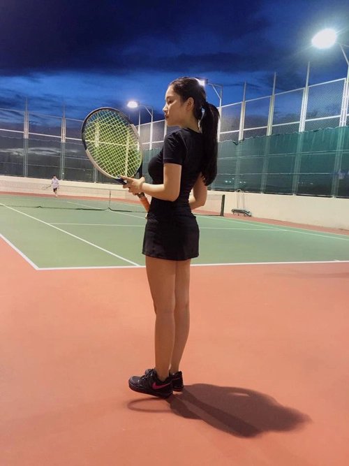 Hot girl hà nội hé lộ cách để có vòng 3 gợi cảm