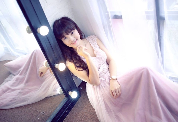 Single mom xinh đẹp và sự lạc quan đáng ngưỡng mộ sau đổ vỡ