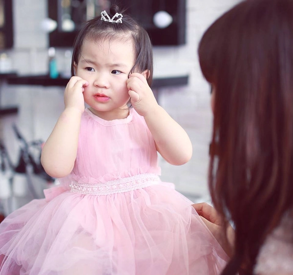 Single mom xinh đẹp và sự lạc quan đáng ngưỡng mộ sau đổ vỡ