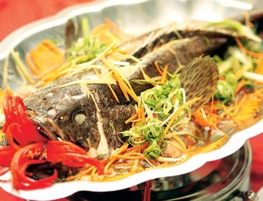 Cá hấp gừng thơm cay vừa nhanh vừa ngon
