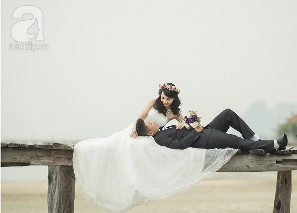 Cô dâu xinh đẹp kể chuyện tình 2 lần yêu lại từ đầu