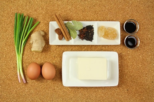Đậu phụ kho trứng đậm đà ấm áp