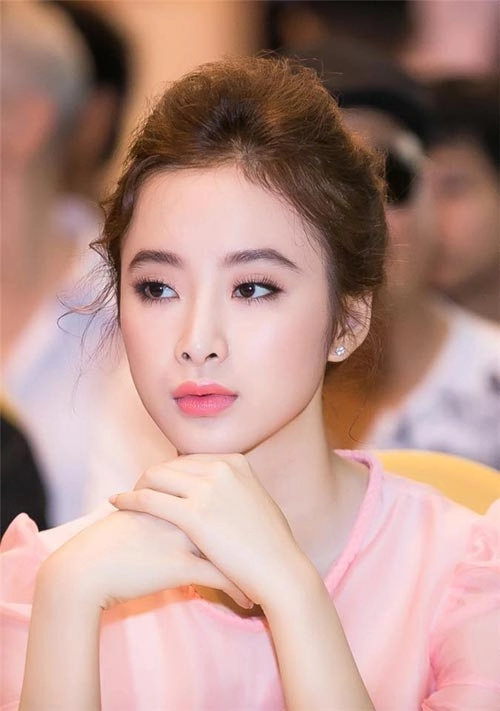 Vì sao angela phương trinh là sao việt trang điểm đẹp nhất