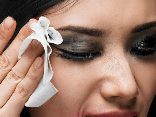 5 thói quen vô tình khiến lỗ chân lông ngày càng to ra