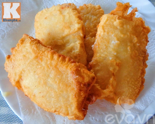 Bánh sầu riêng chiên giòn tan thơm phức