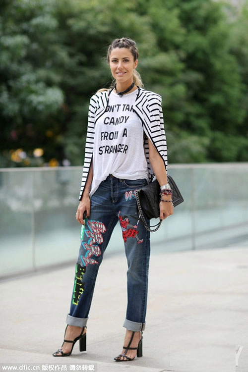 Mốt quần jeans chắp vá dành cho các tín đồ bụi