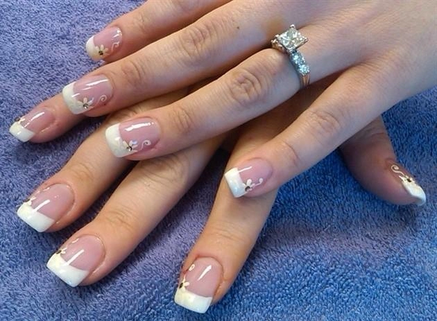 Những kiểu móng tay đẹp sang trọng quý phái cho cô dâu