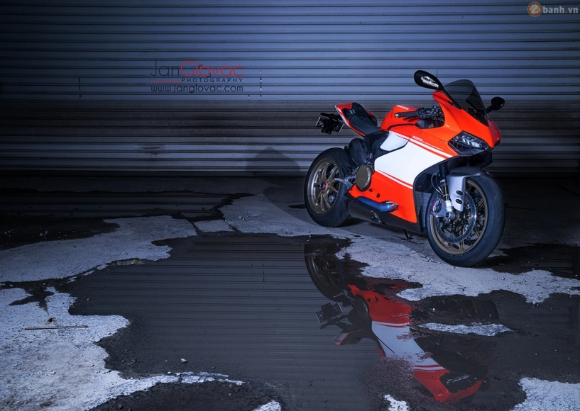 Siêu xe 1199 panigale mạnh mẽ và quyến rũ