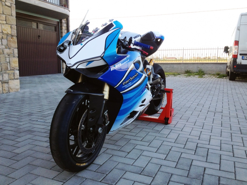 Ducati 1199 panigale biển xanh vẫy gọi các biker